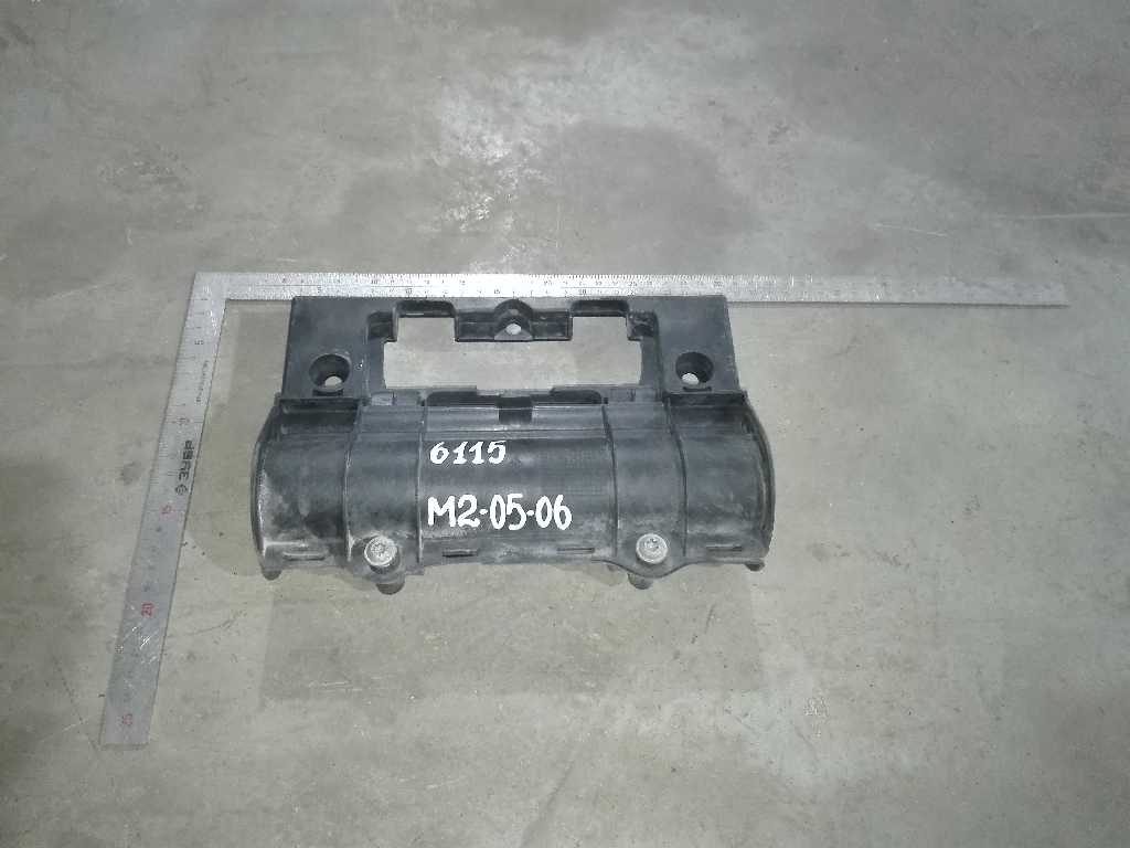 Кронштейн осушителя кондиционера б/у