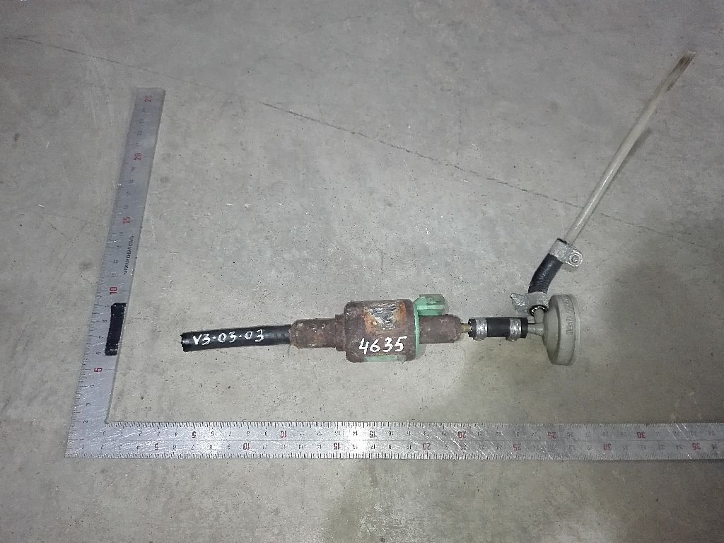 Насос автономного отопителя топливный б/у