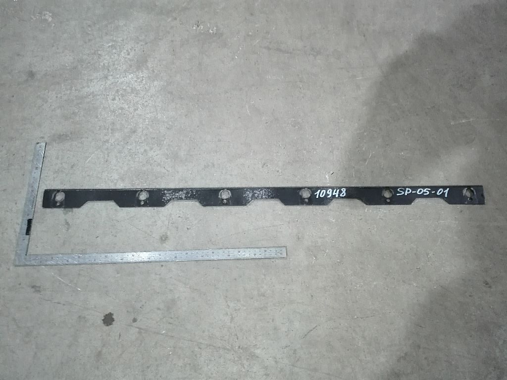 Кронштейн проводки топливных форсунок DC1104 б/у