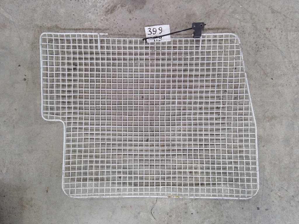 Защита левой фары б/у