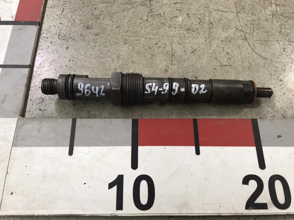 Форсунка топливная DSC1202 б/у