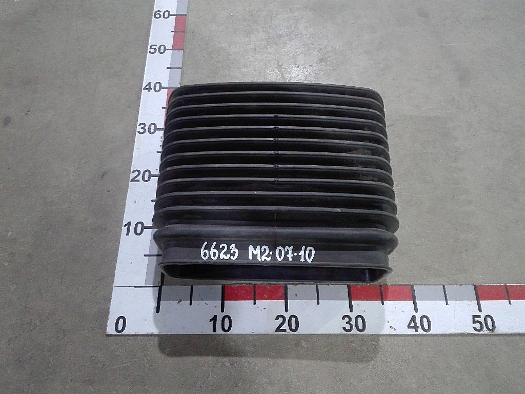 Гофра воздухозаборника б/у