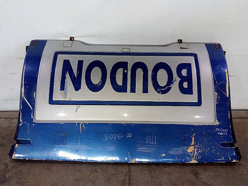 Спойлер кабины верхний б/у