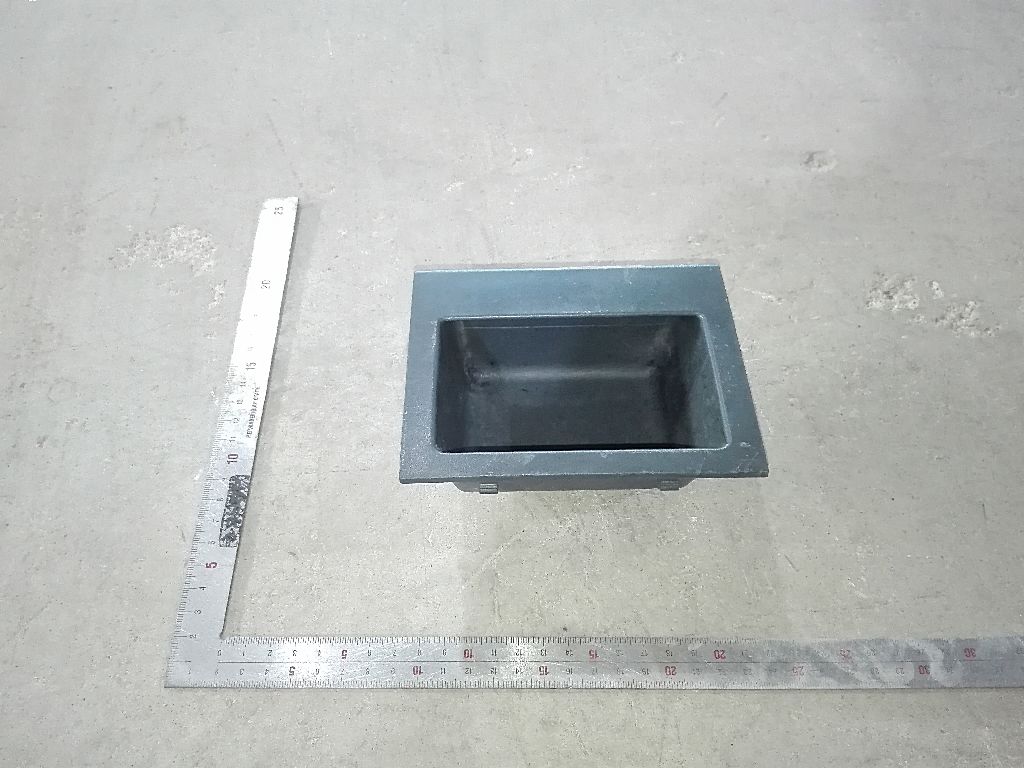 Карман панели приборов б/у
