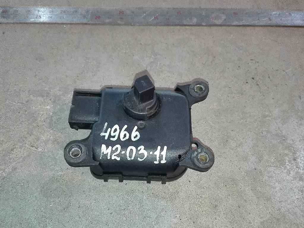 Моторчик заслонки печки б/у