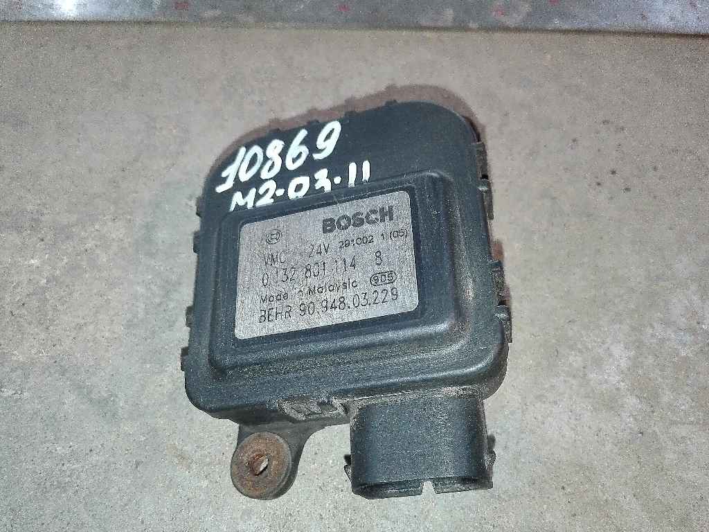 Моторчик заслонки печки б/у