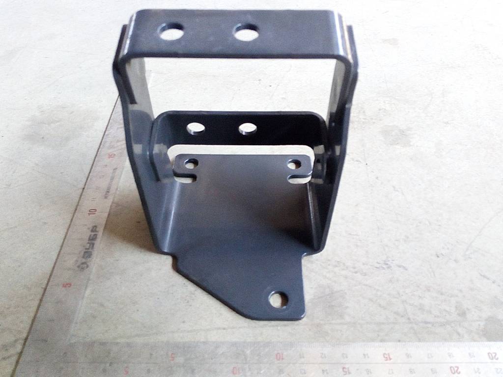 Кронштейн звукового сигнала б/у