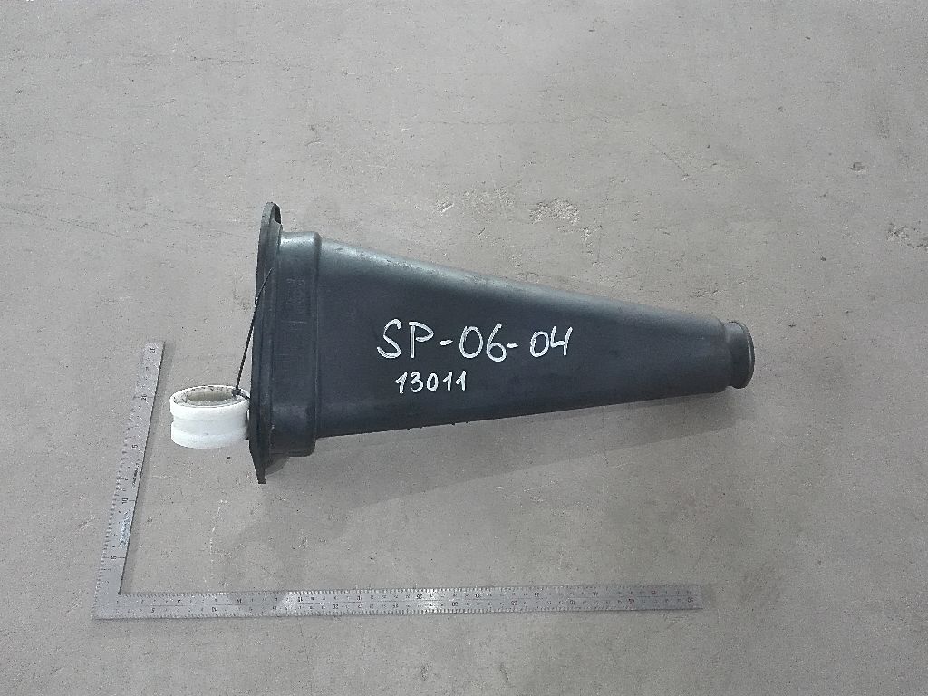 Пыльник рулевого вала б/у