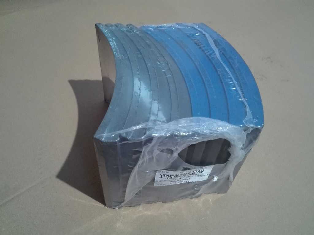 Накладки тормозные передние