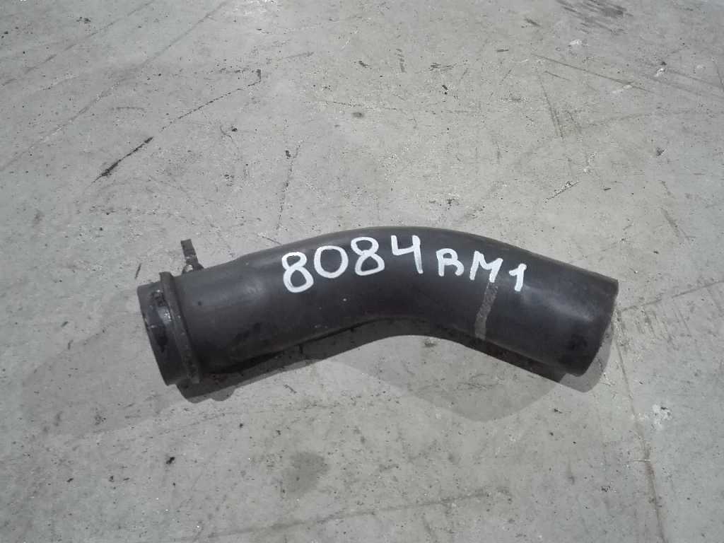 Патрубок б/у