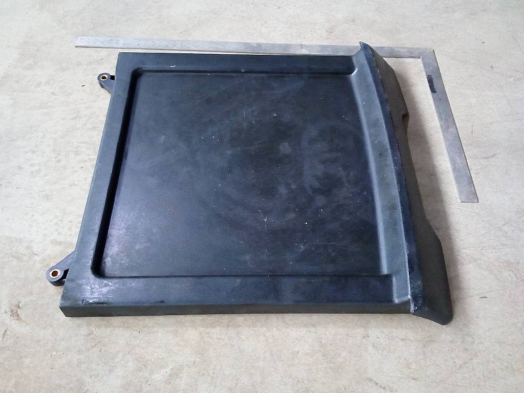 Столик панели приборов б/у