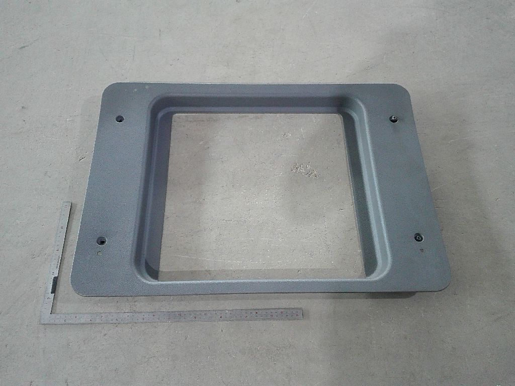 Накладка люка б/у