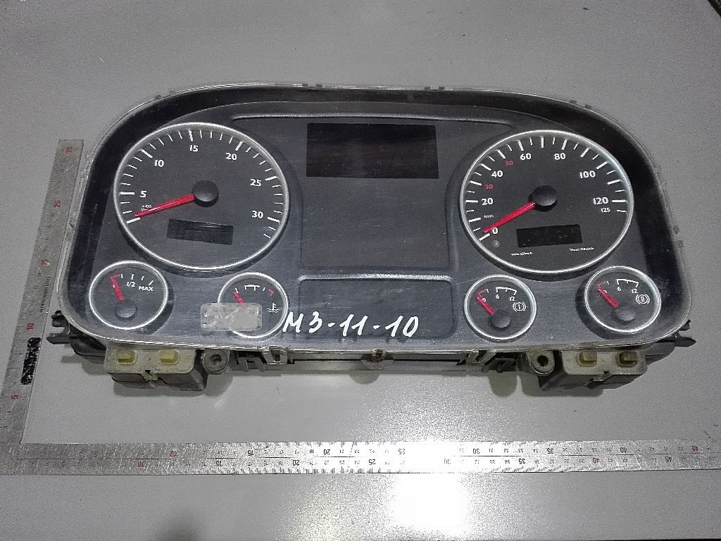 Щиток приборов б/у