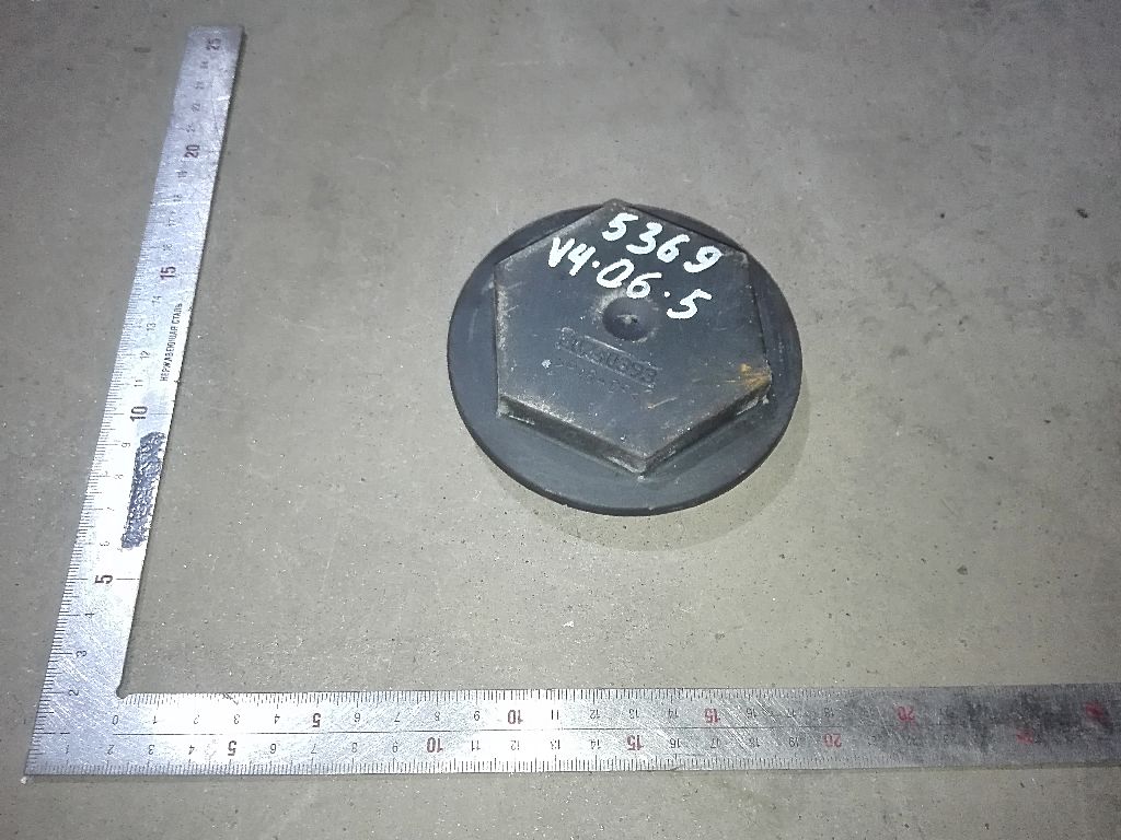 Крышка шкворня верхняя б/у