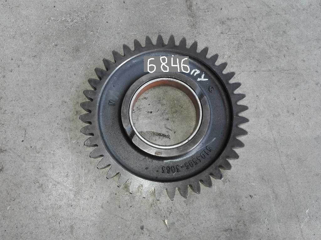 Шестерня ГРМ промежуточная D2066 б/у