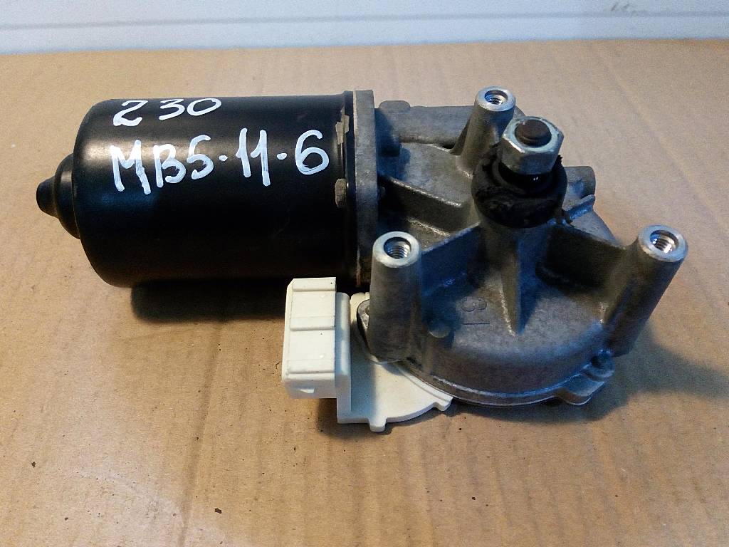 Моторчик трапеции стеклоочистителей б/у