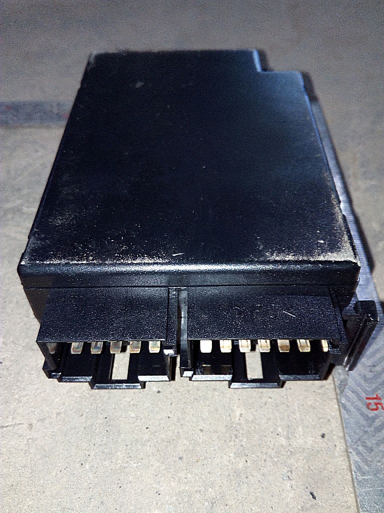 Реле свечи накаливания б/у