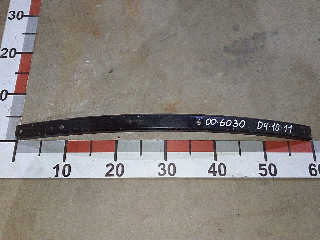 Крепление переднего крыла б/у