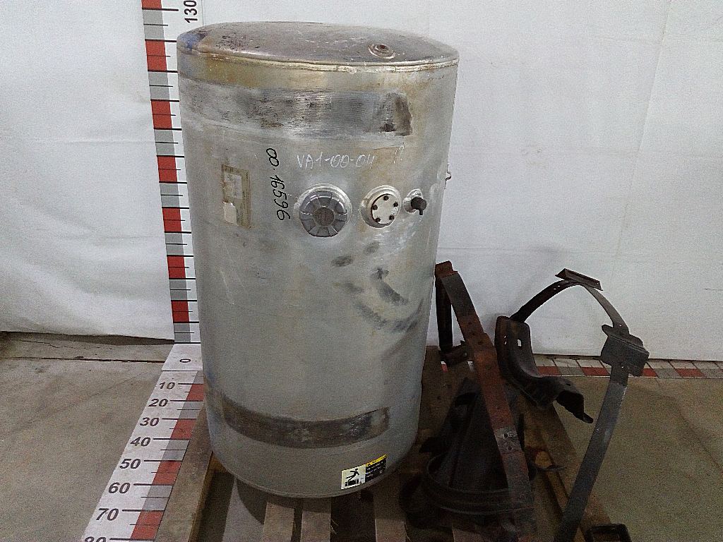 Бак топливный правый 378 л. б/у