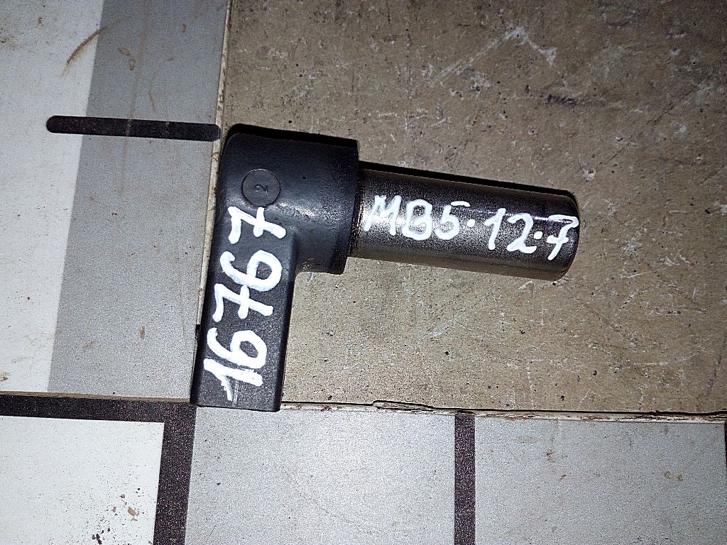 Датчик положения коленвала ОМ460 б/у