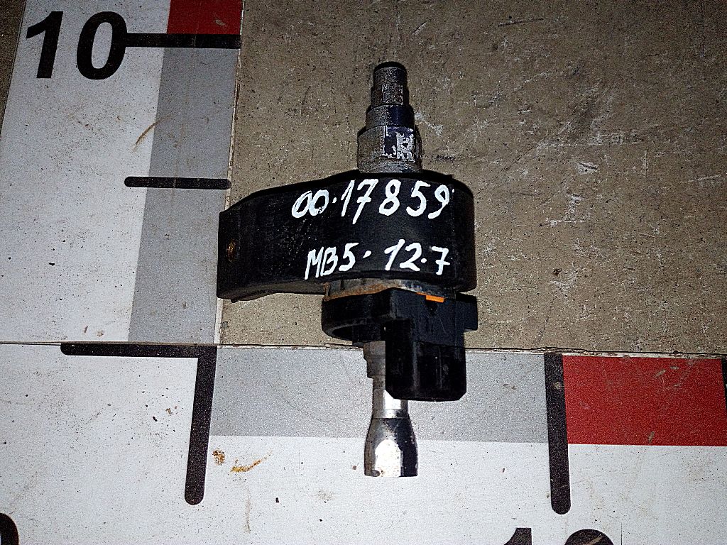 Насос автономного отопителя топливный б/у