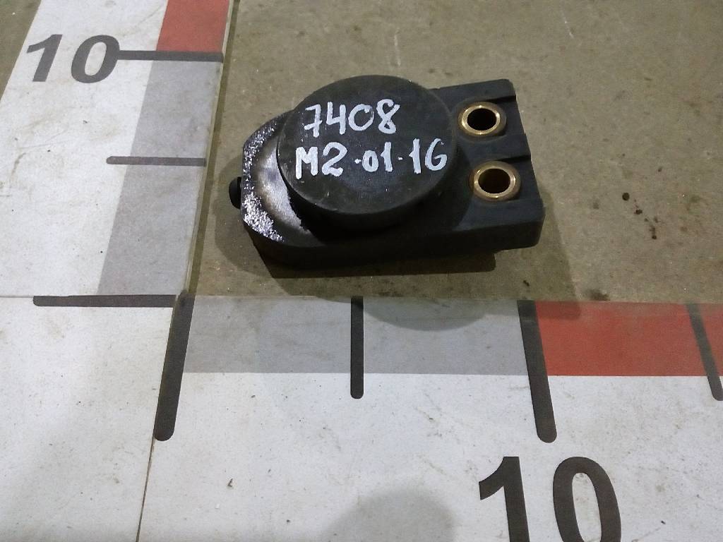 Клапан пневматический б/у