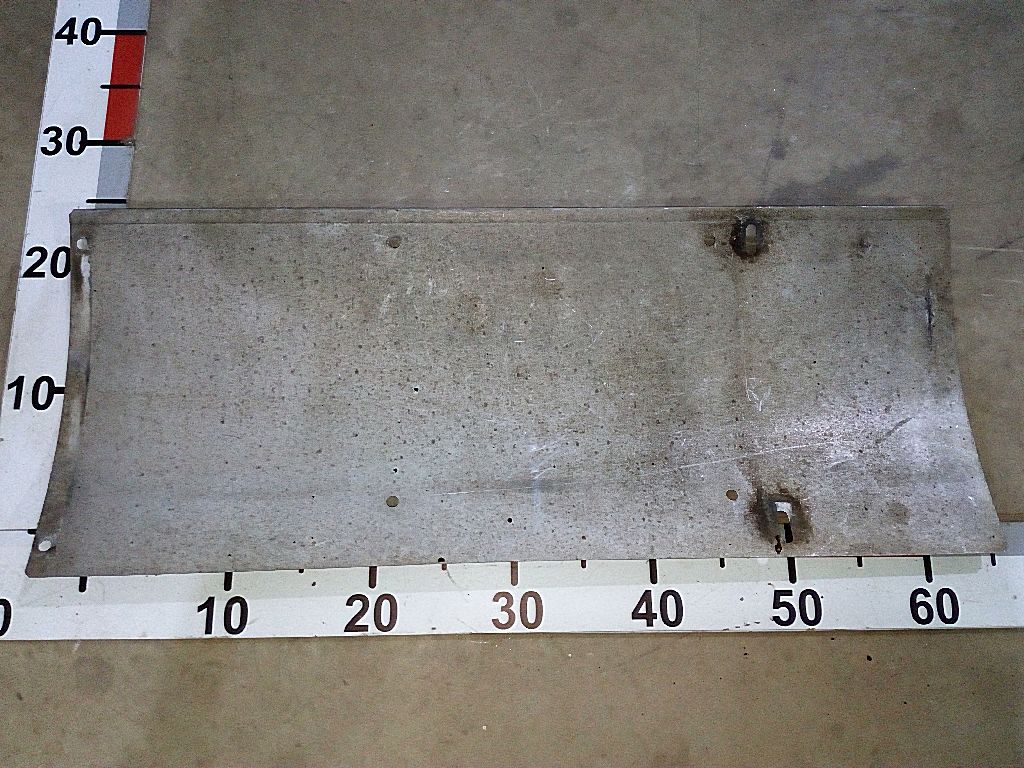 Накладка глушителя б/у