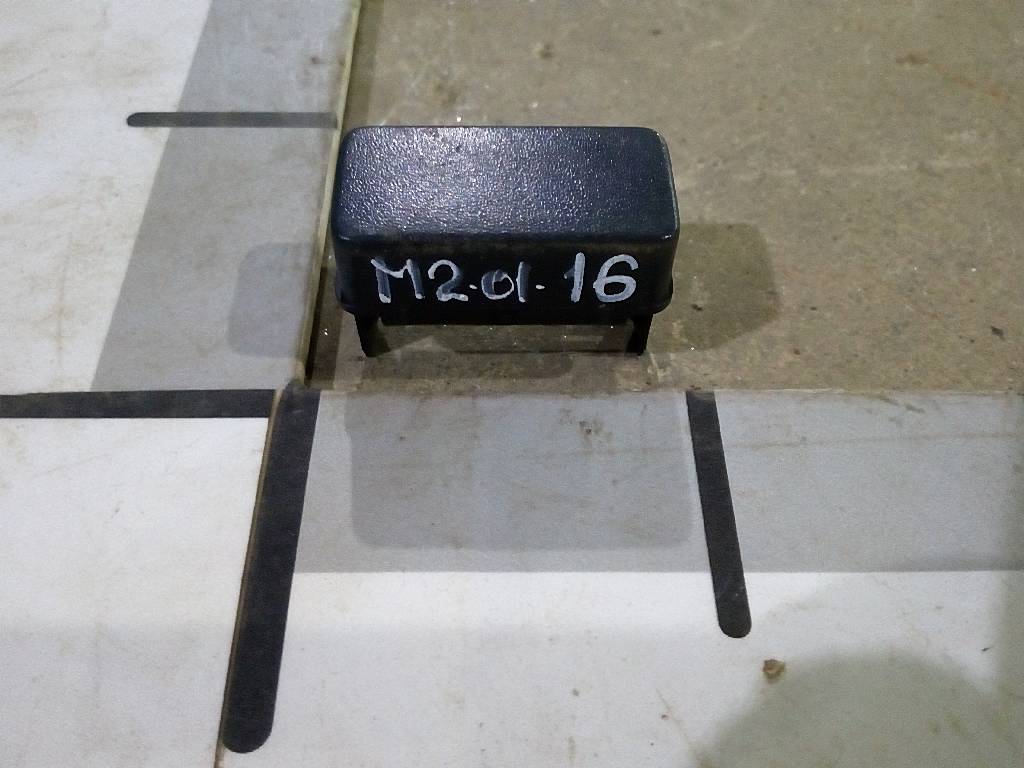 Заглушка клавиши б/у