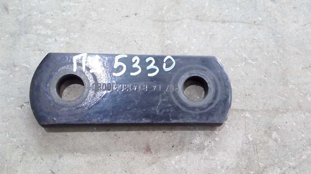 Серьга передней рессоры задняя б/у