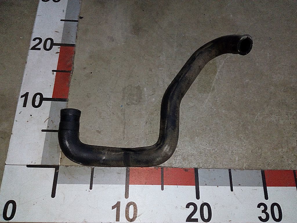 Патрубок печки б/у