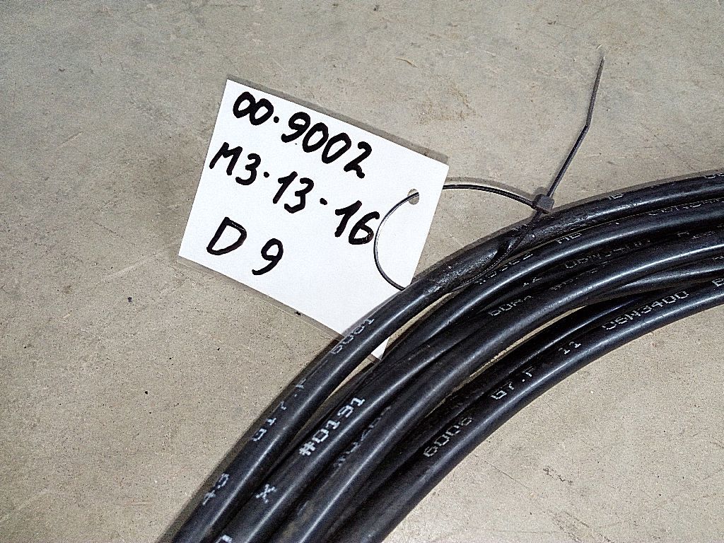 Трубка полиамидная d9 б/у