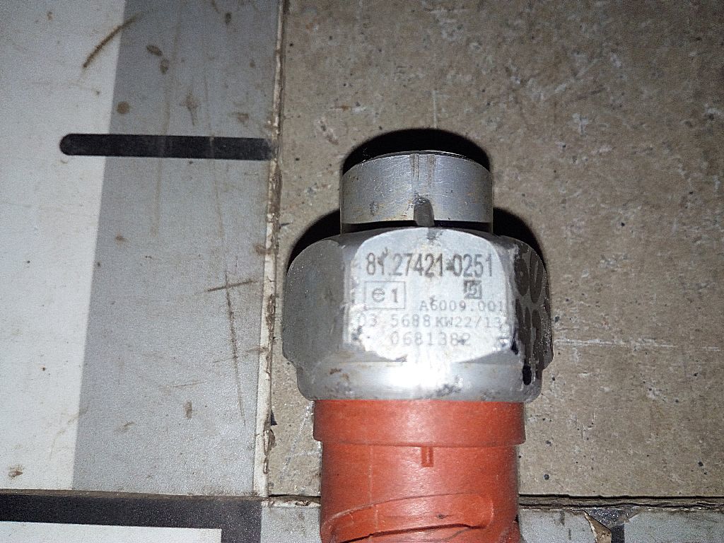 Датчик давления воздуха б/у