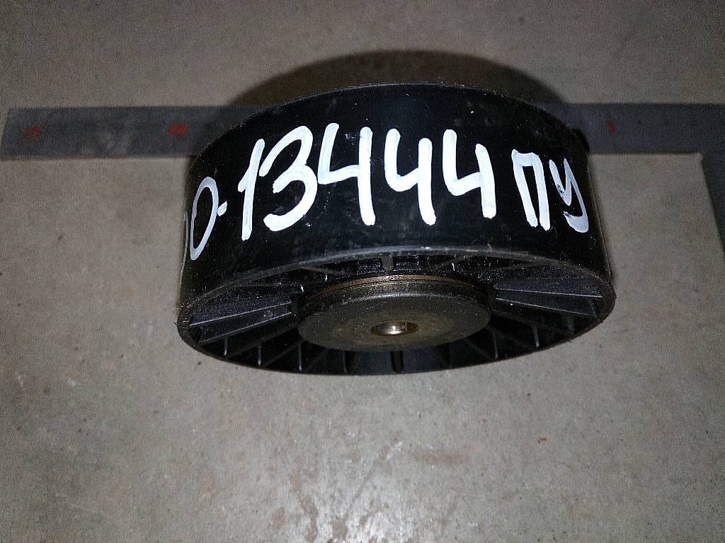 Ролик натяжителя б/у