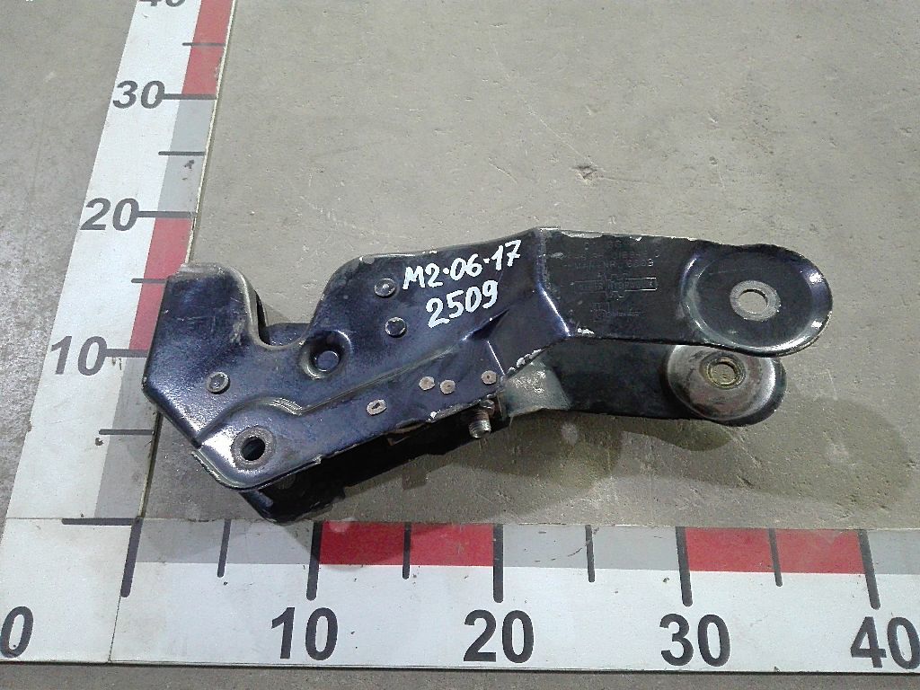 Замок кабины б/у