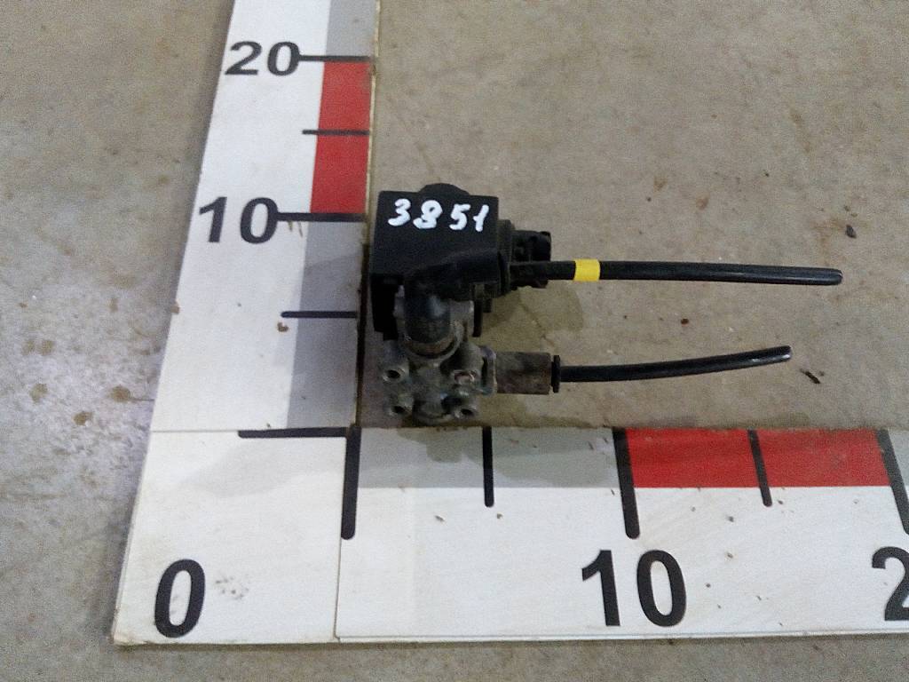 Клапан электромагнитный б/у