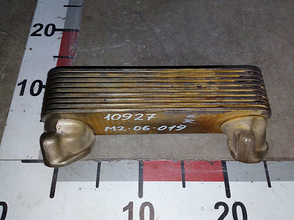 Теплообменник двигателя масляный D2866 б/у