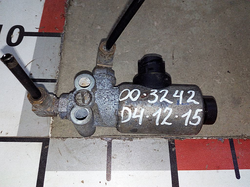 Клапан электромагнитный б/у