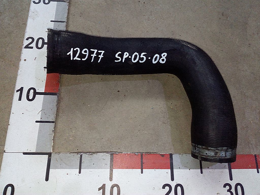 Патрубок радиатора б/у