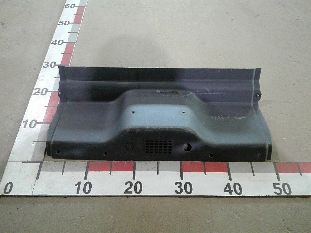 Накладка панели приборов нижняя б/у