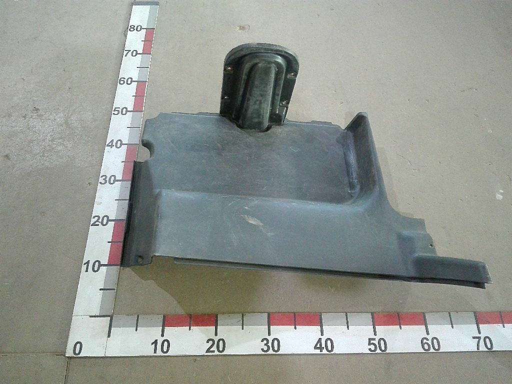 Накладка панели приборов левая б/у