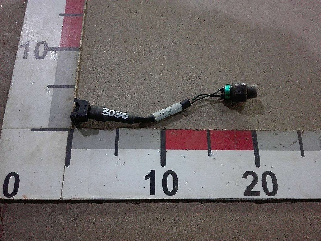 Датчик давления кондиционера б/у