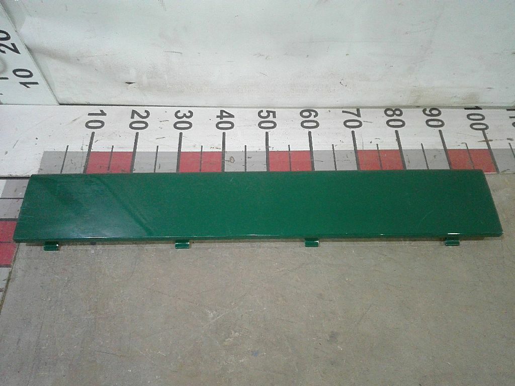 Накладка продолжения правого корпуса ступеней б/у