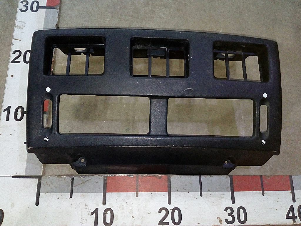 Рамка клавиш панели приборов б/у