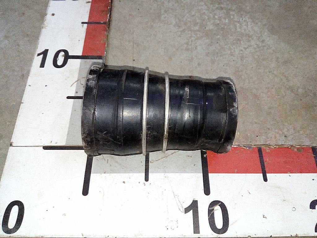 Патрубок ретарды б/у