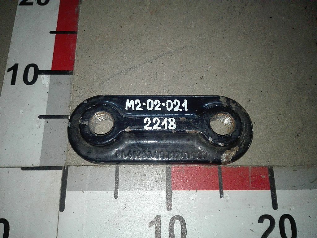 Серьга передней рессоры задняя б/у