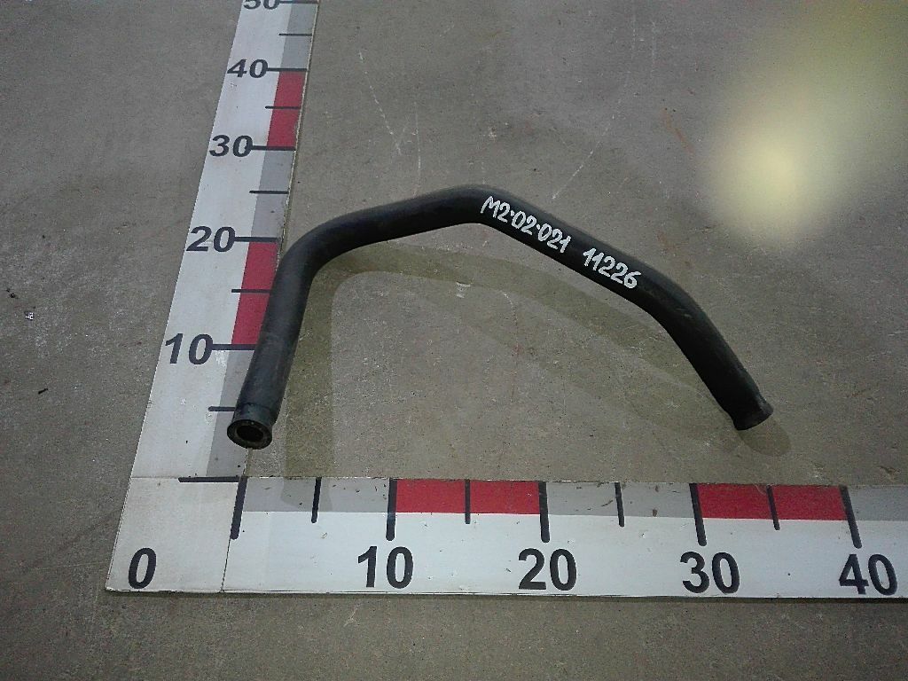 Патрубок печки б/у