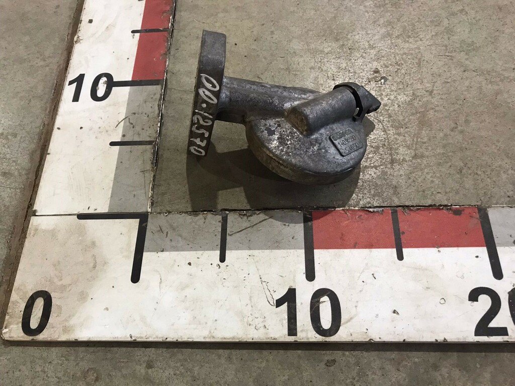 Кронштейн фильтра антифриза DSC1202 б/у