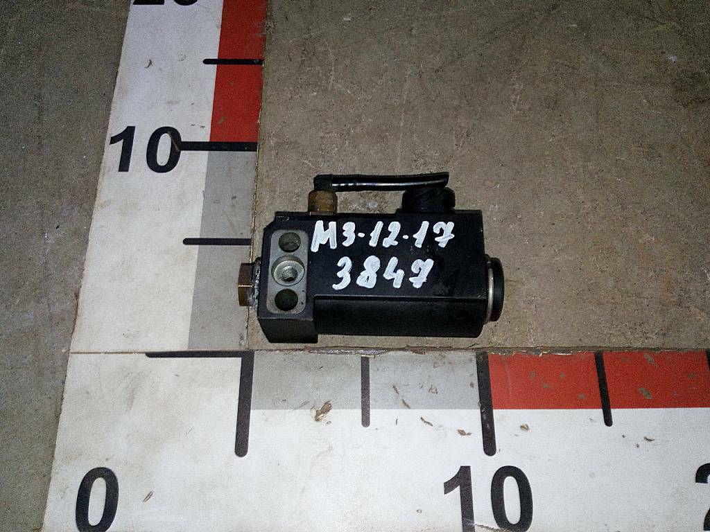 Клапан электромагнитный б/у