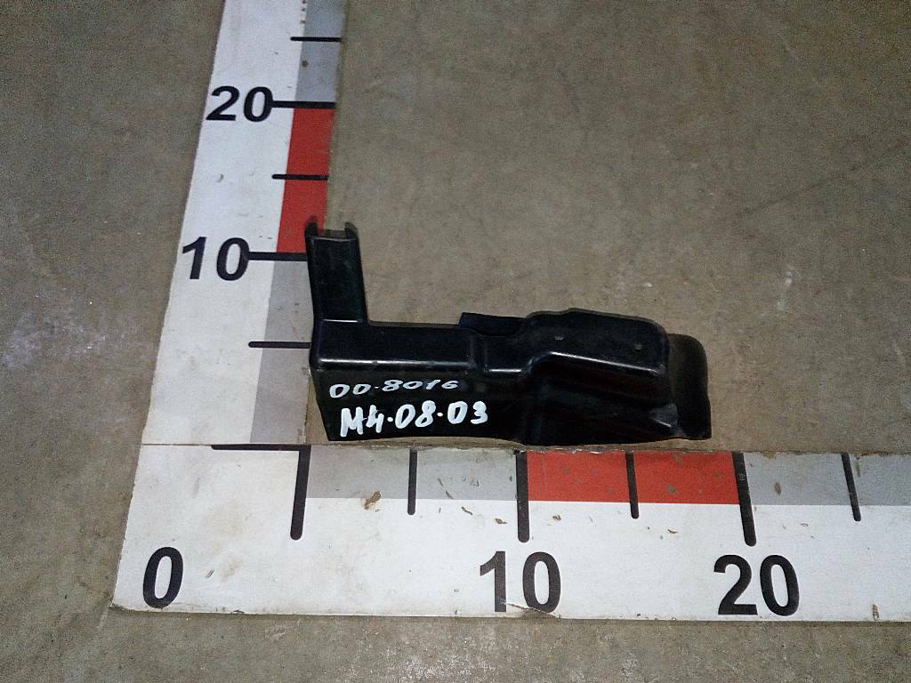 Накладка капота правая б/у