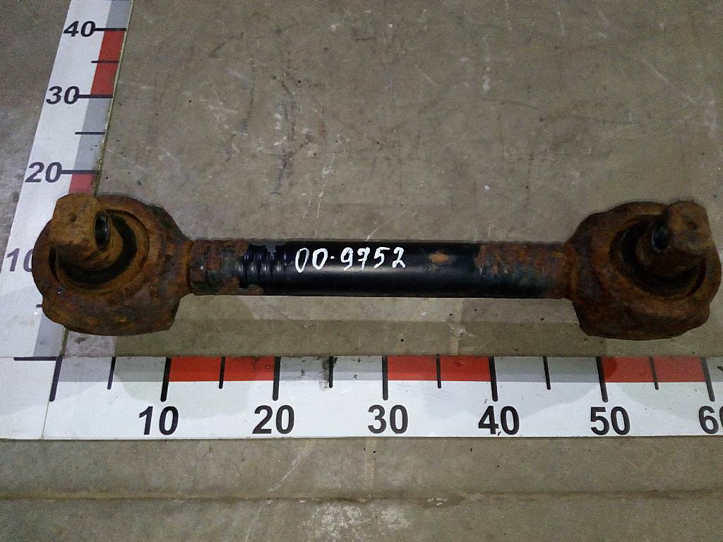 Тяга реактивная б/у